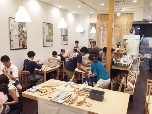 「奈良県産木材で木琴作り教室」の様子（3）